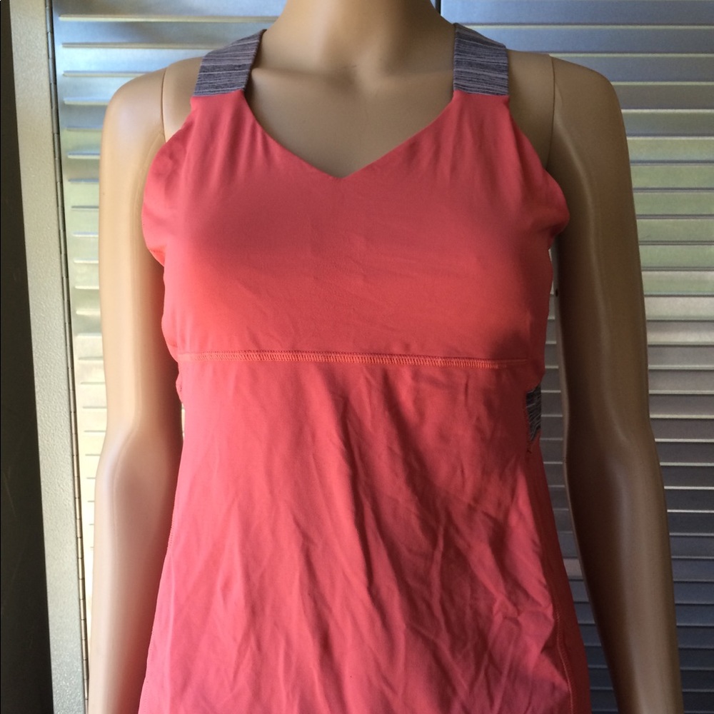 Lululemon yoga top